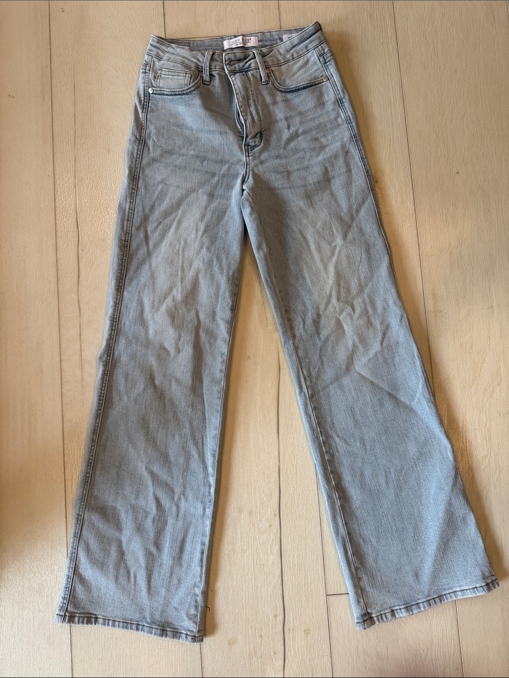 Judy Blue Light Wash Straight-Leg High-Rise Jeans - Picture 2 of 8